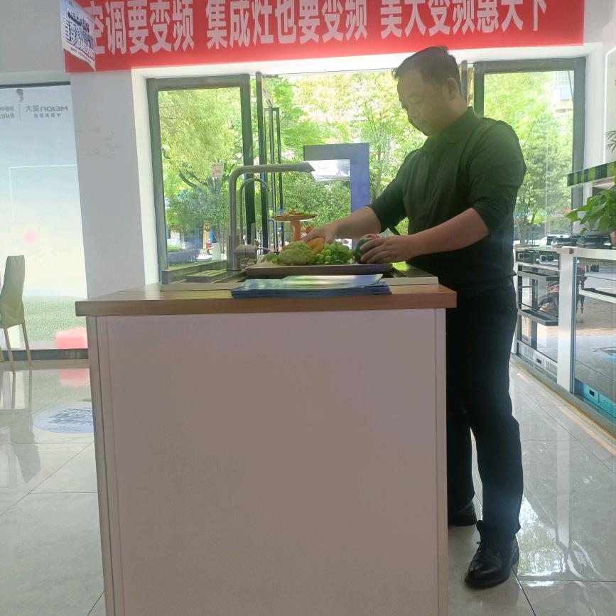 醴陵美大集成灶黄显权