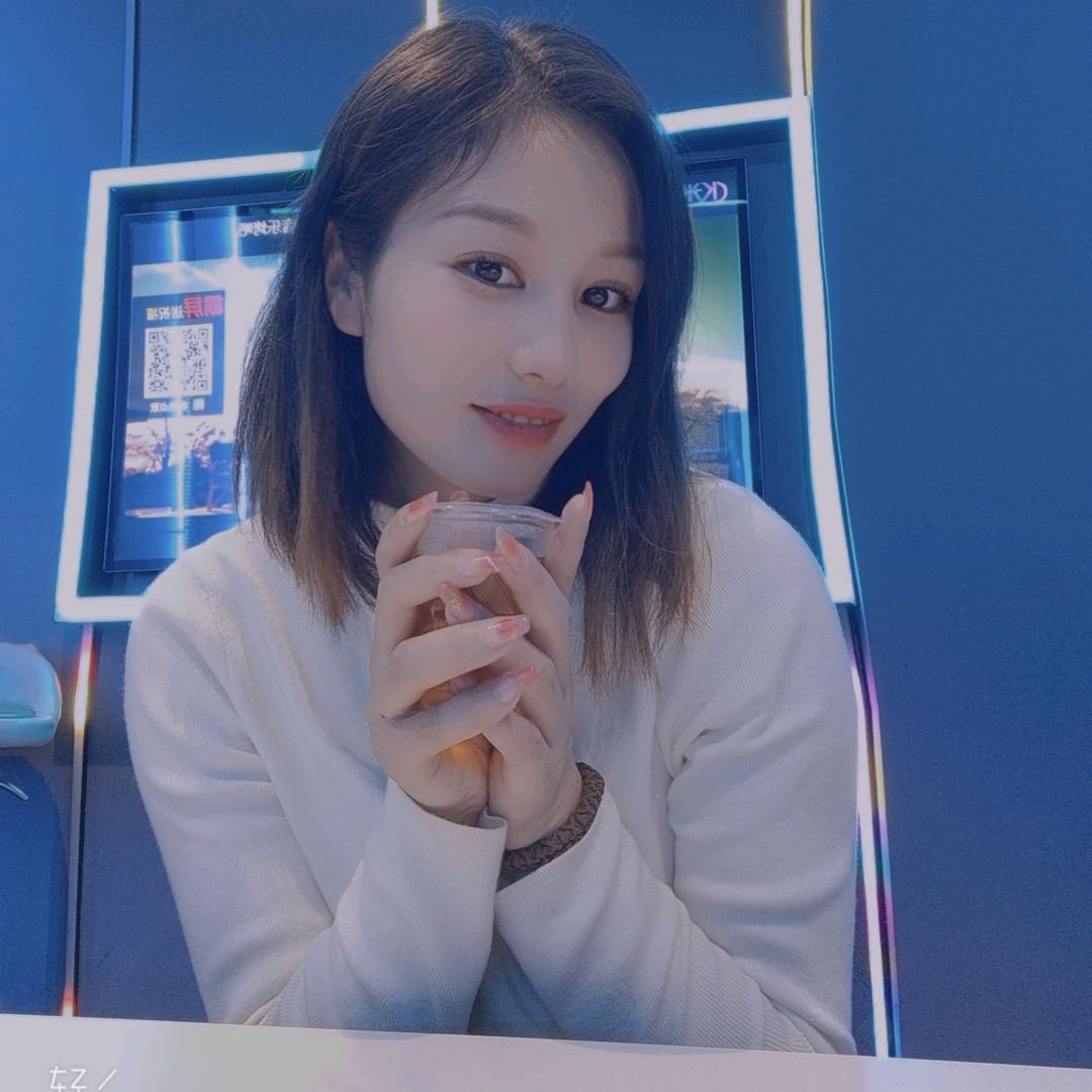 小凡😀😀