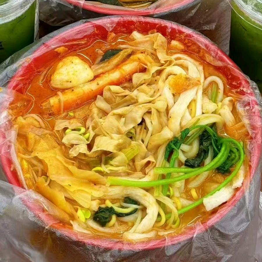 桦楠大碗麻辣烫