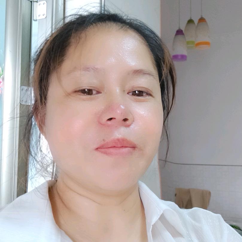 莹莹姐    晚上8点10分开播