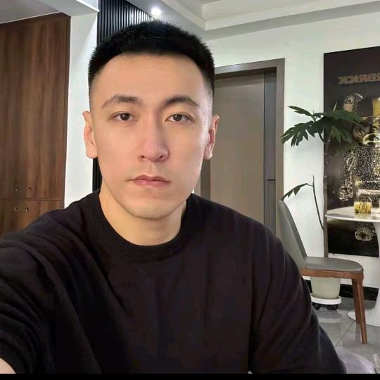 张榟辰