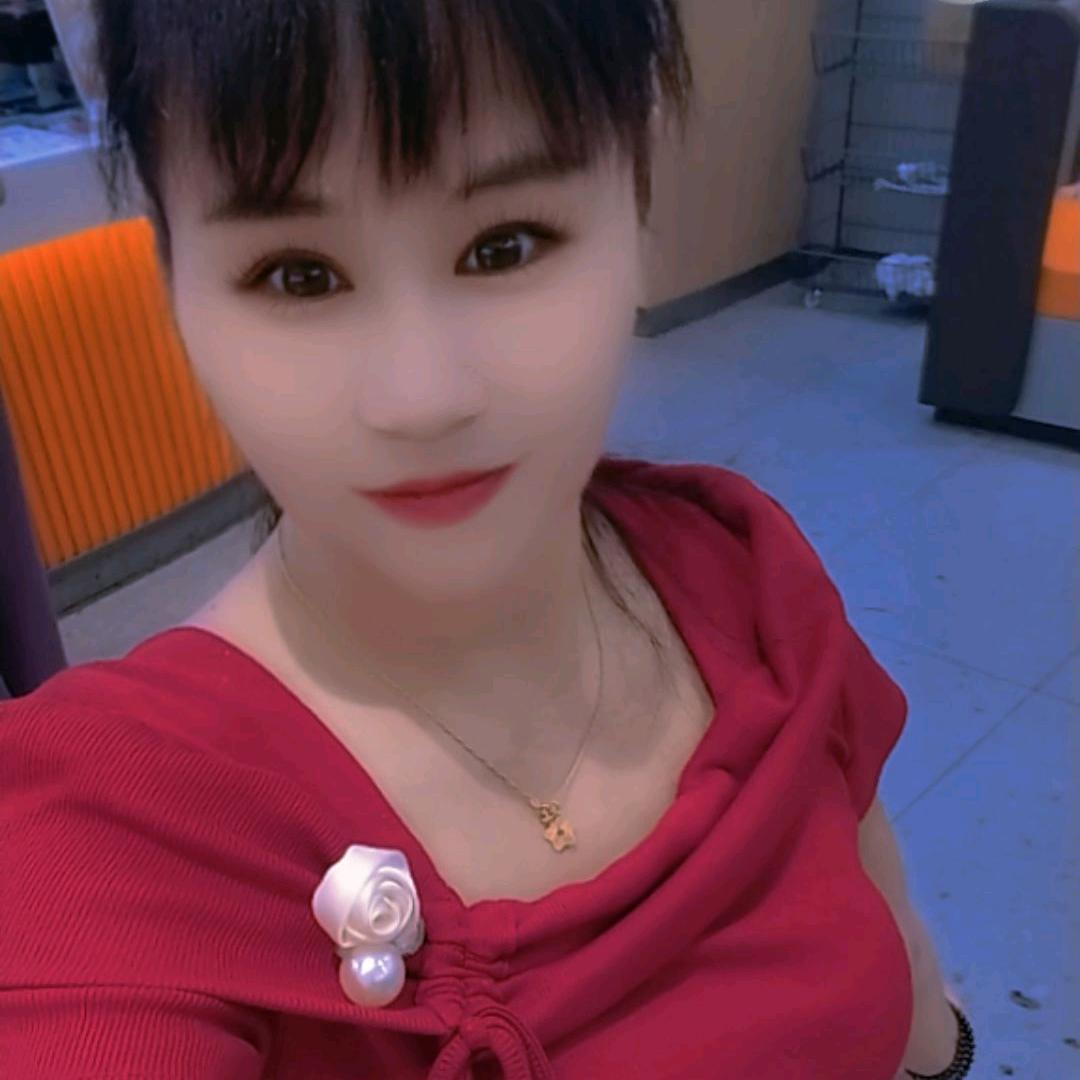 黄丽
