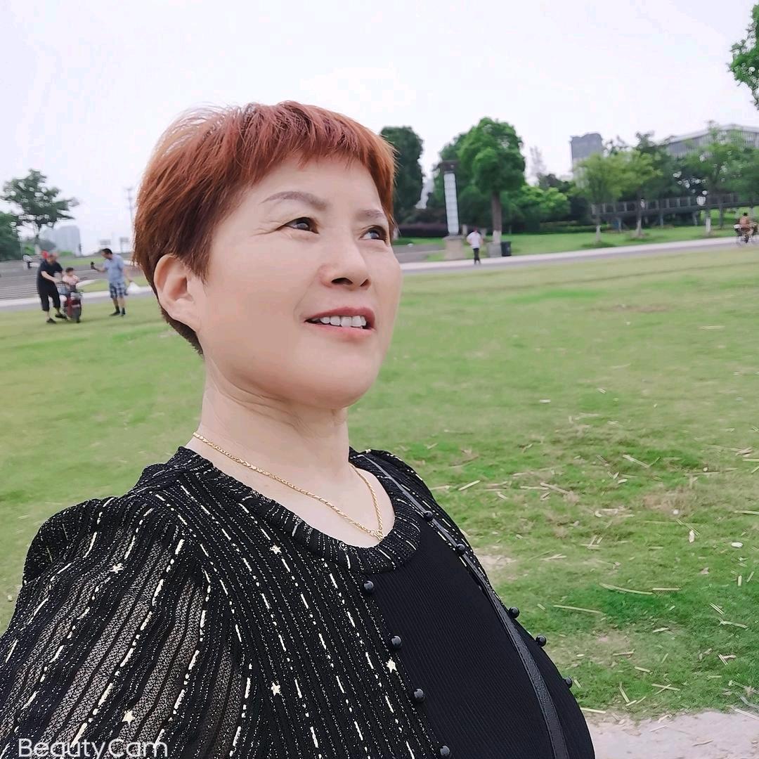 黄国美