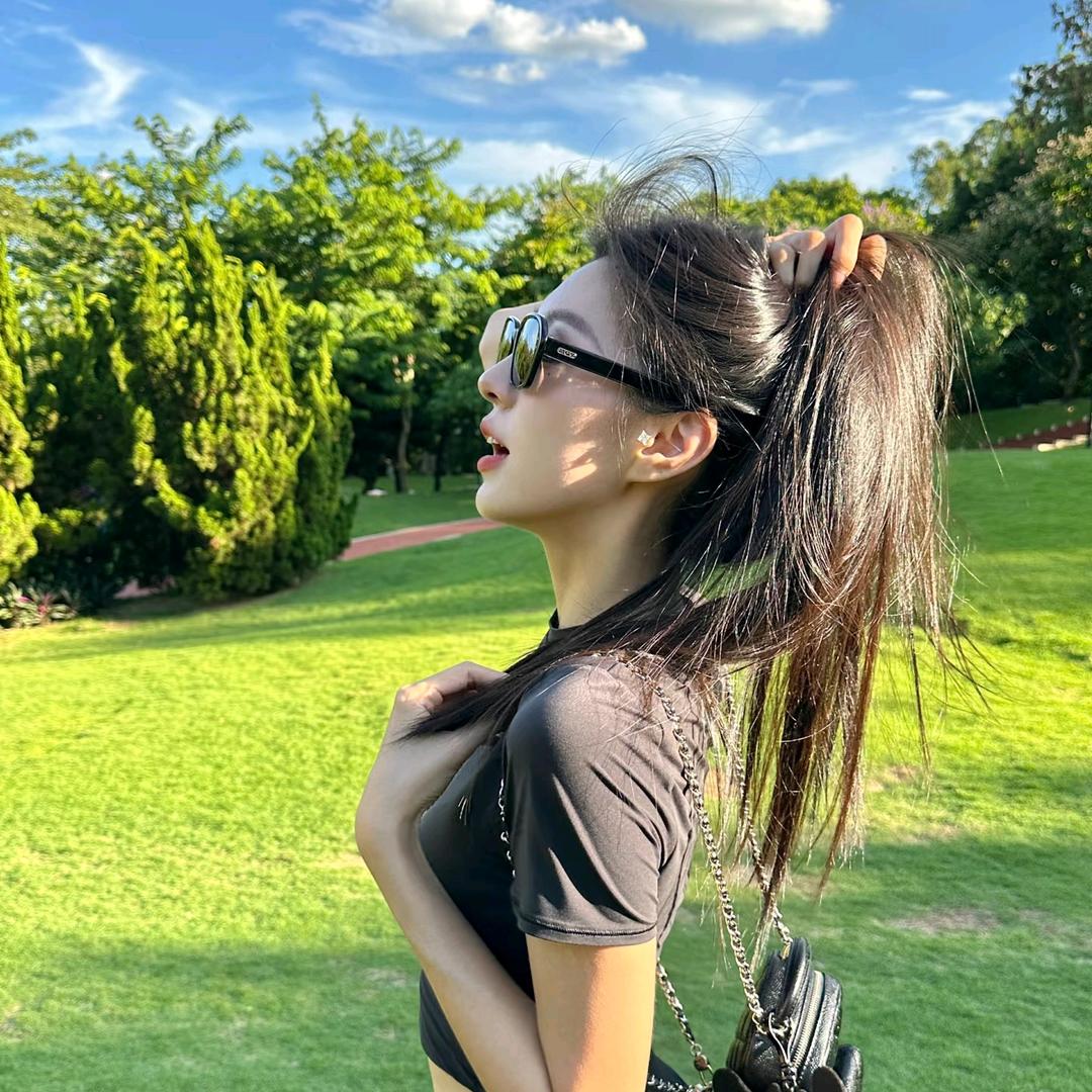 小鹿姐姐