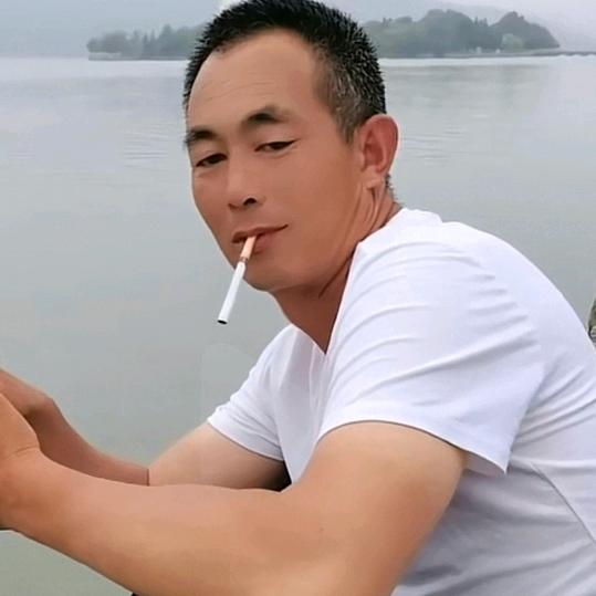 快乐一家人