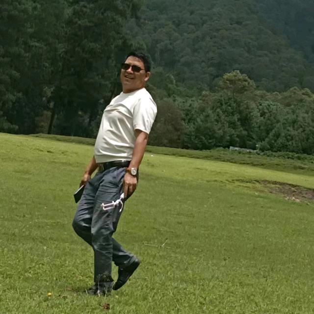 @  八壹学车皇教练