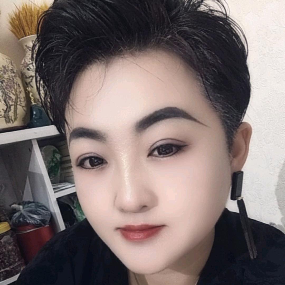 雅蔚