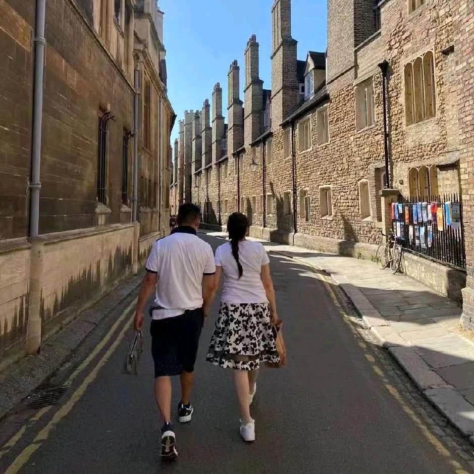 玲姐🇨🇳在英国