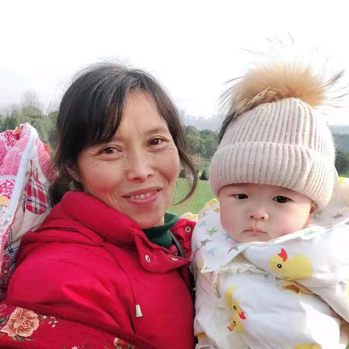 胡显碧