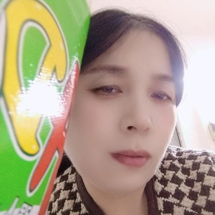 琼琼（知足常乐φ(≧ω≦*)♪