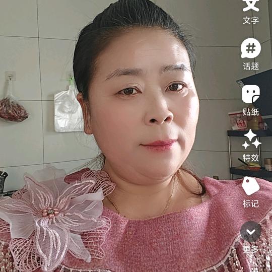 傻妹爱唱歌