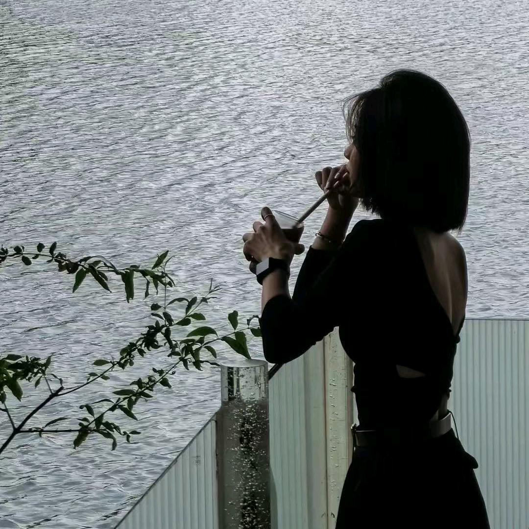 小虎牙🌹