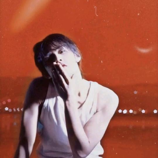 w达不刘（穿搭版）