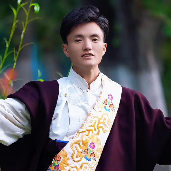 久巴徒弟次桑 《比如寻理》