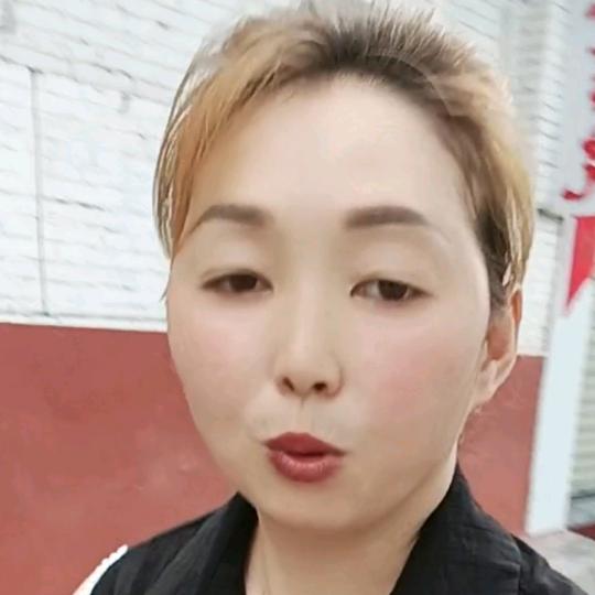 邓丽努力靠自己