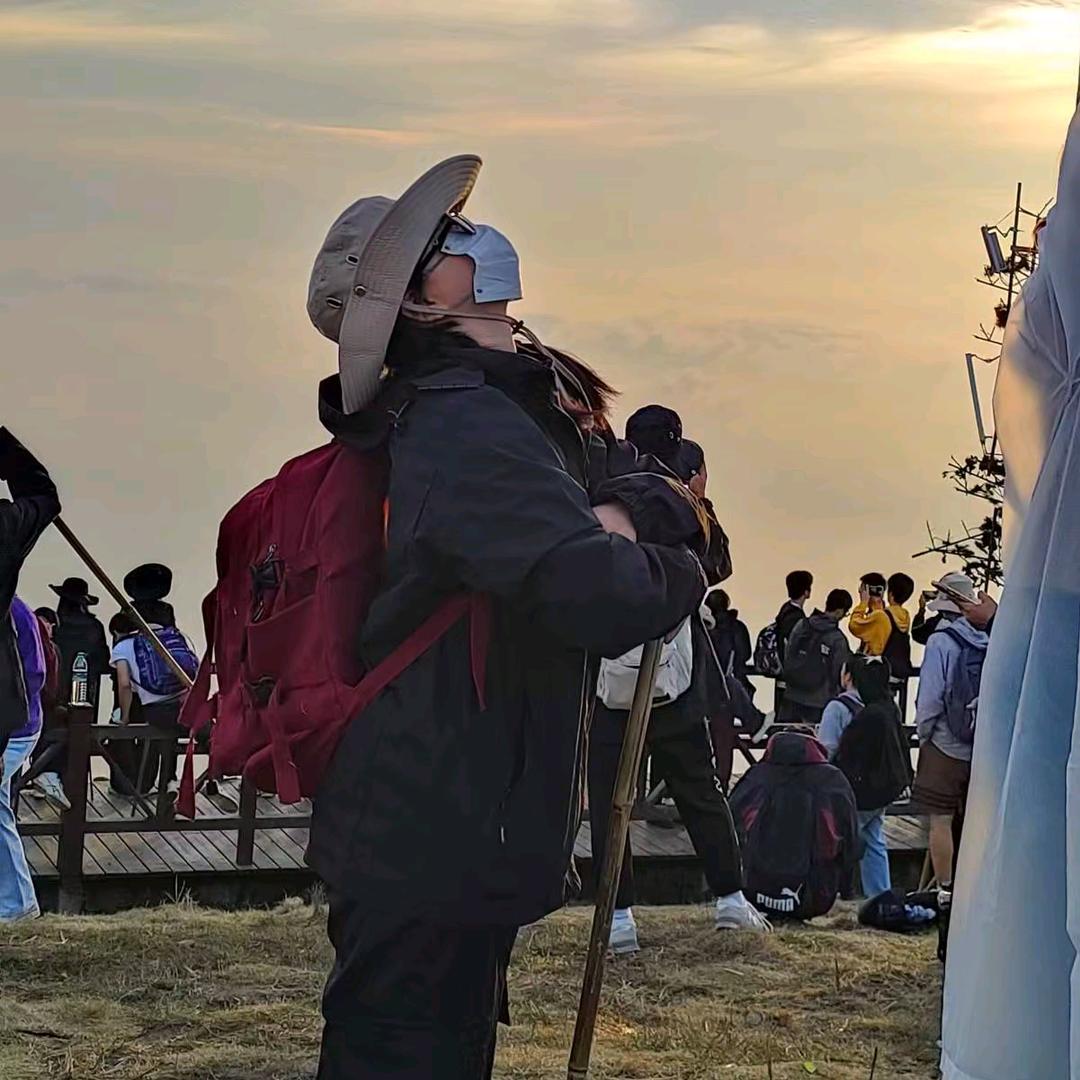 小张不爱吃饭✨