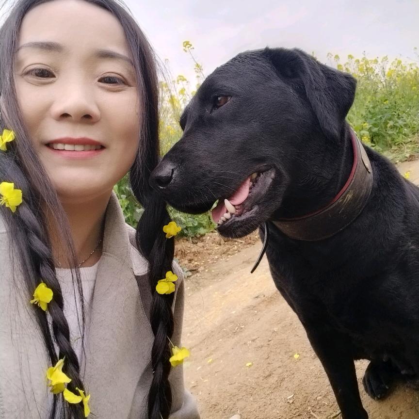 九月家卖花的可乐