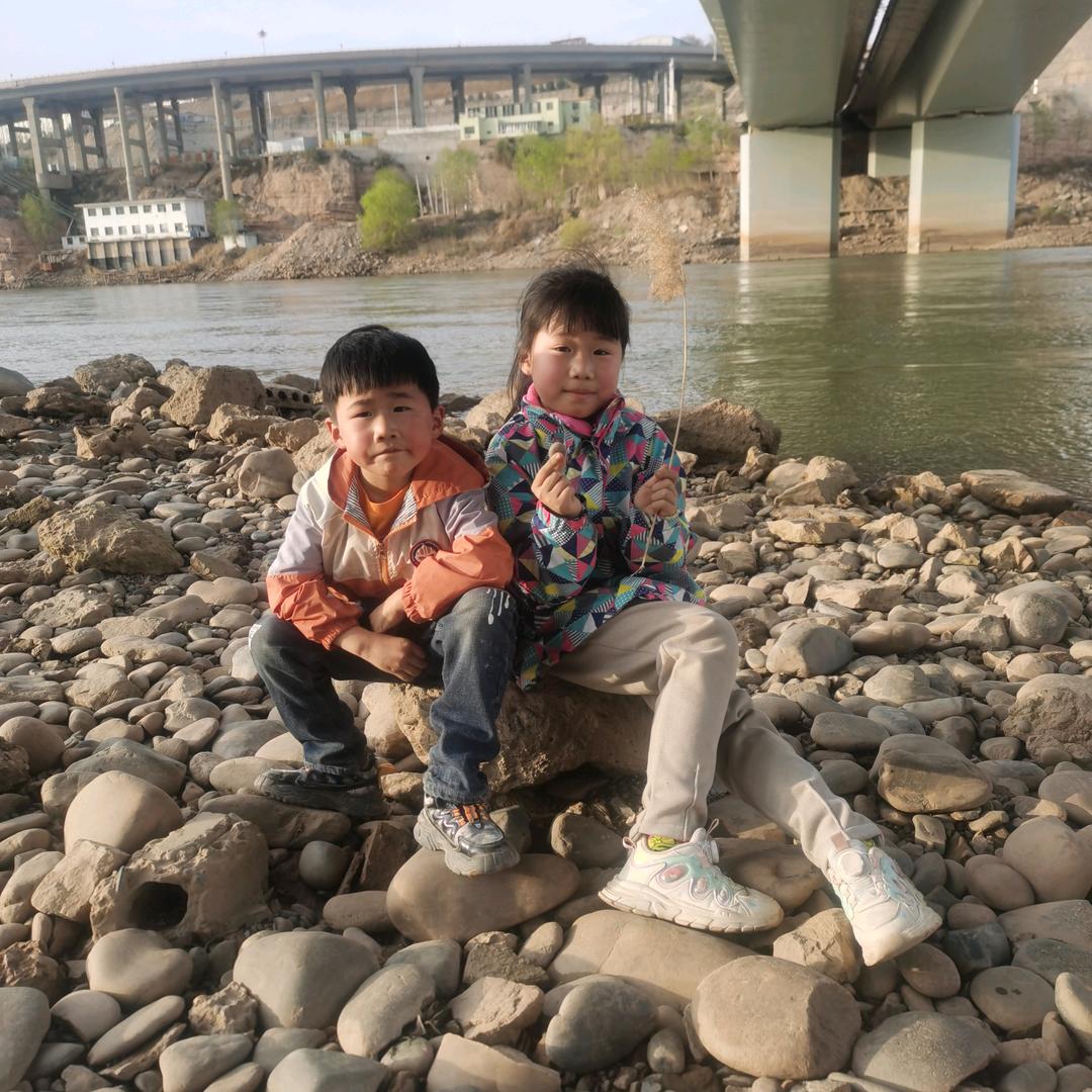 凡尘（木子李）