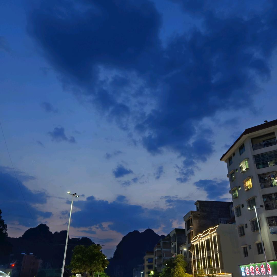 佛山简格铝梁边角，蜂窝板源头厂家