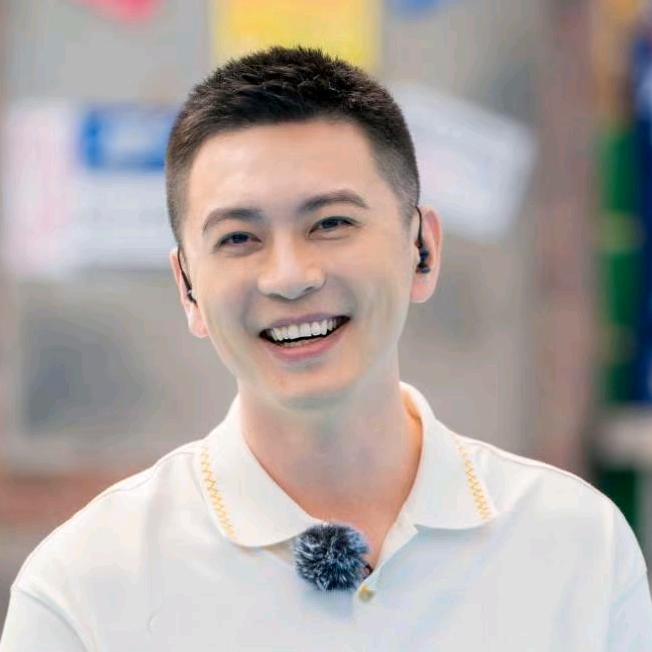 爱辽篮的小陈👩🏻