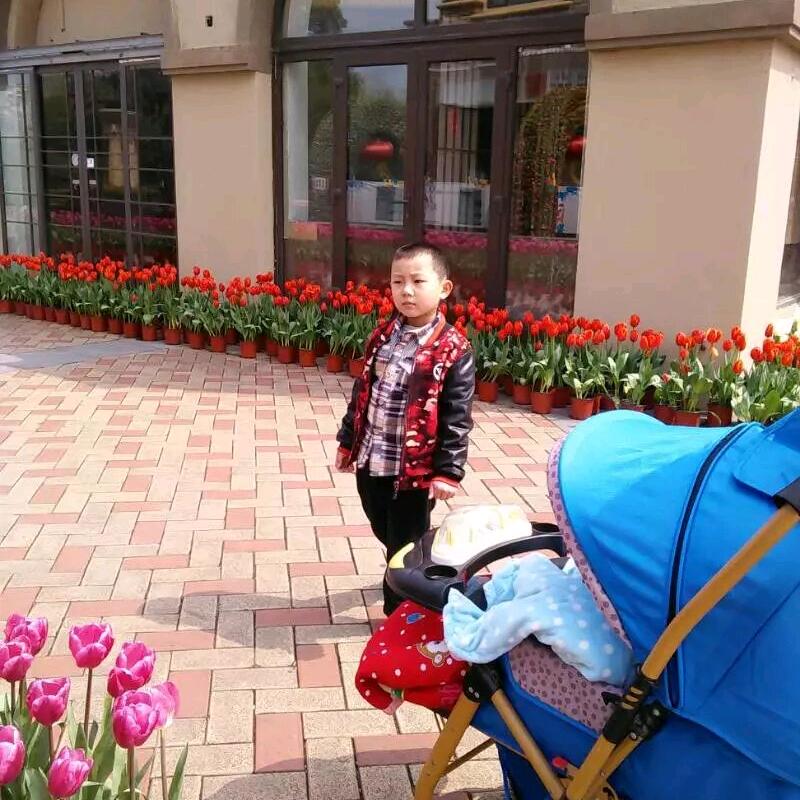 笑笑是60的后的人🌹🌹🌹🌹