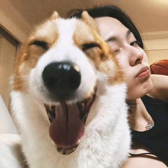 四月.