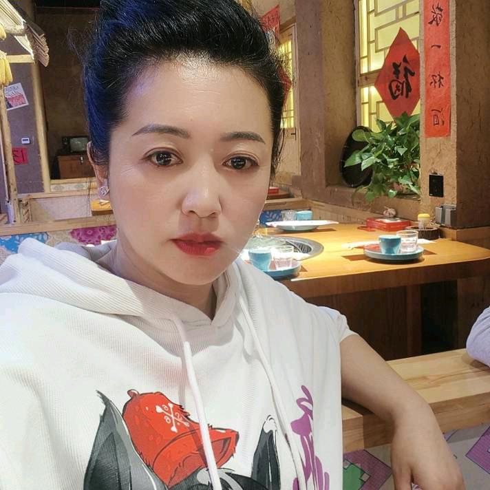 乌兰大屯冬丽姐