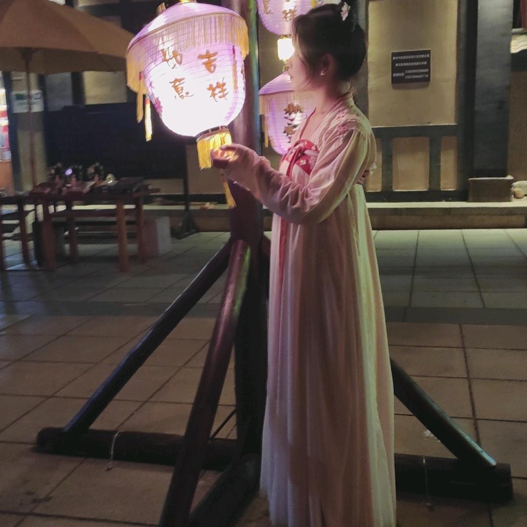 秋秋爱生活