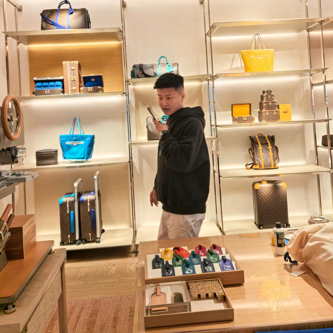 你好 小六
