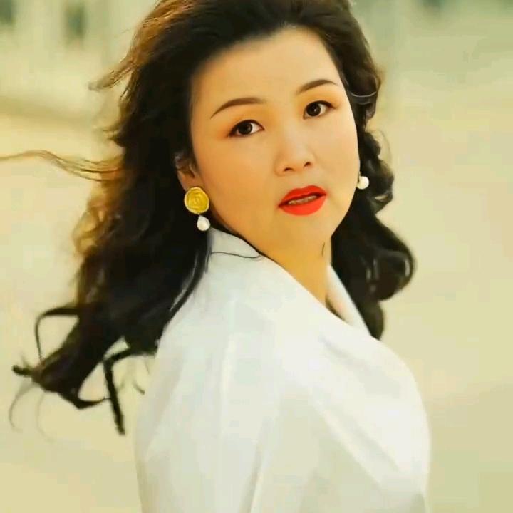 潘
