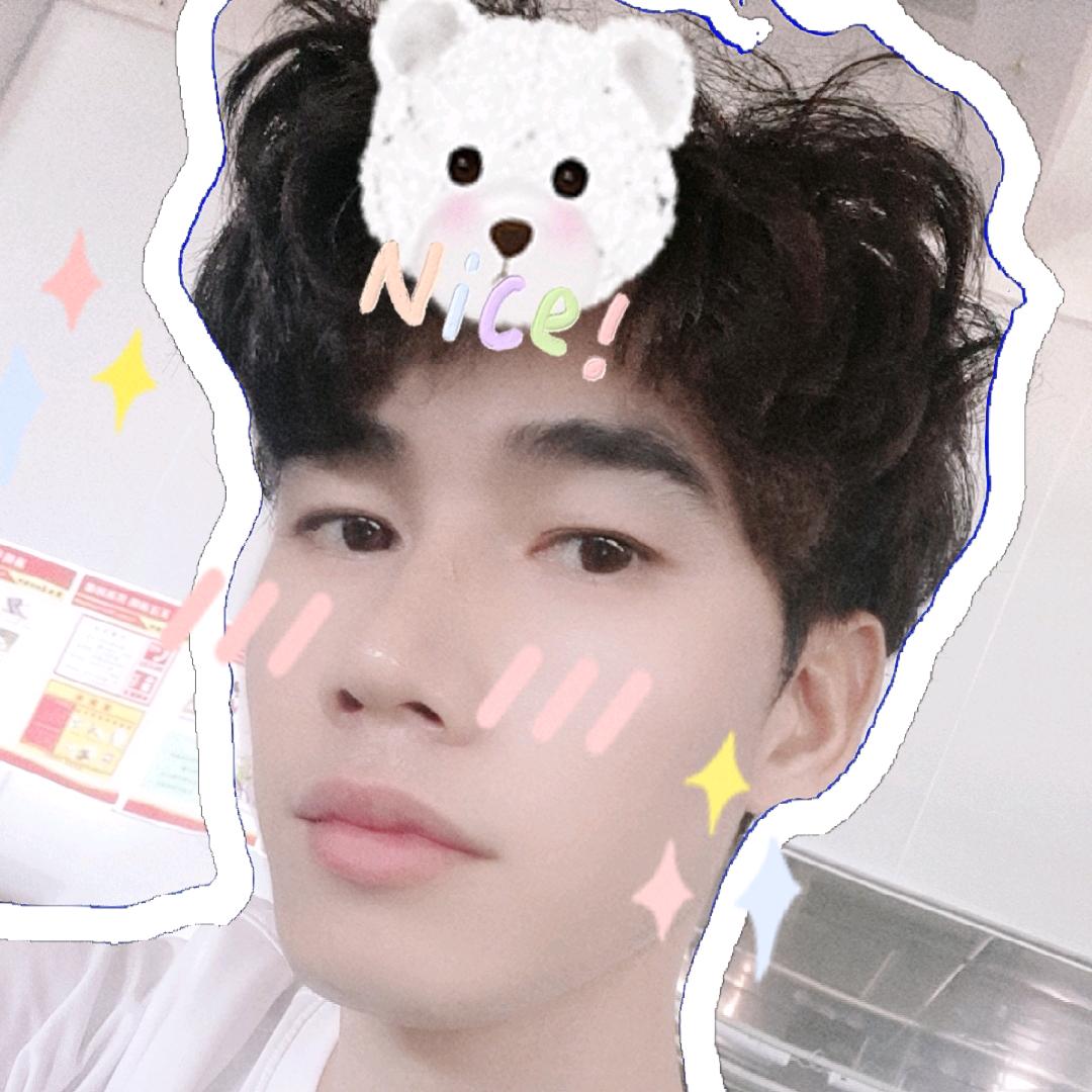 月亮船上远航🌈