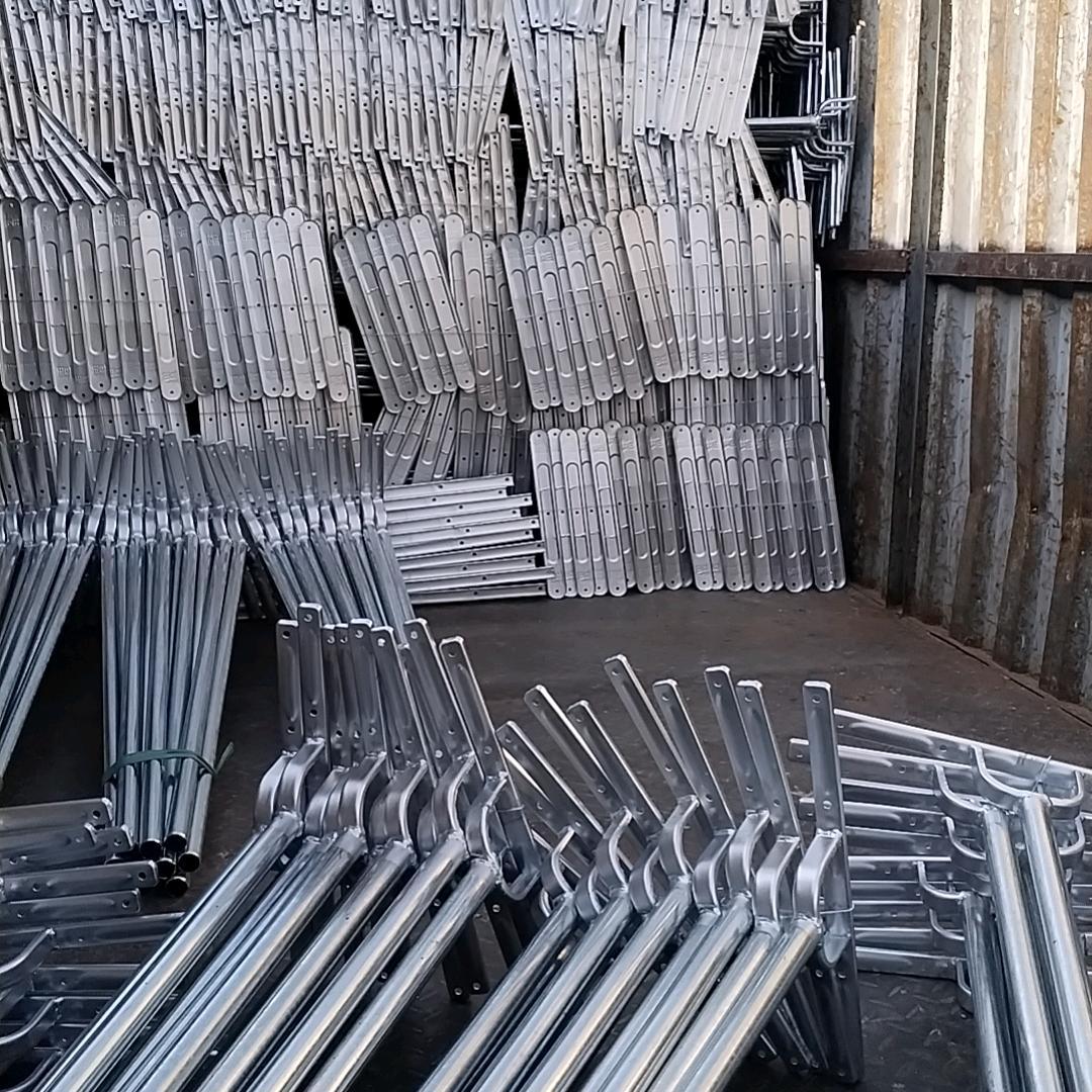 拖把架“”曾二哥@