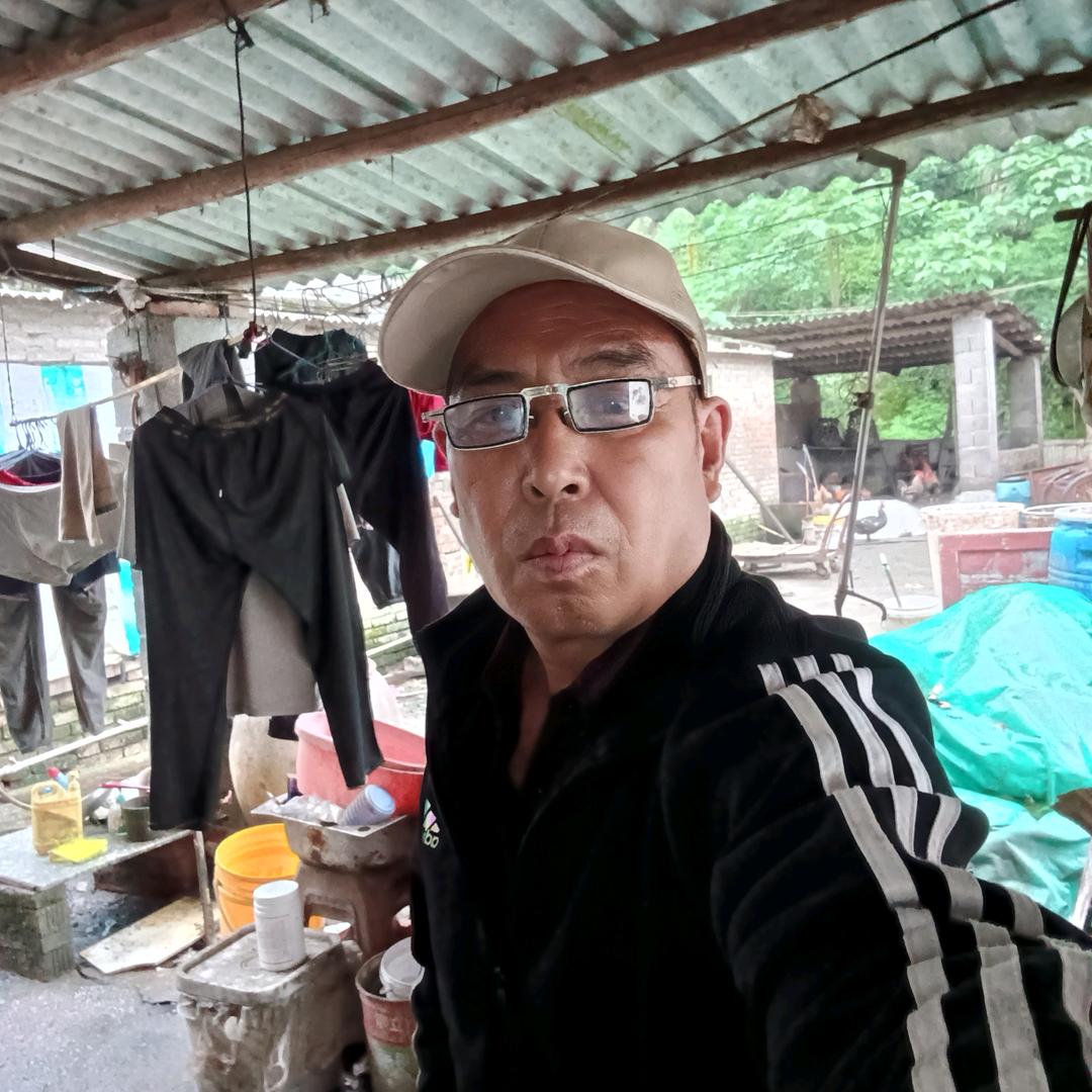 笑熬人生