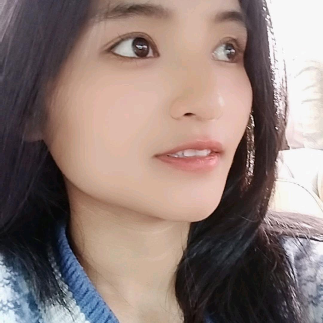 朱朱（主要批发零售哈尼梯田特产，各种水果