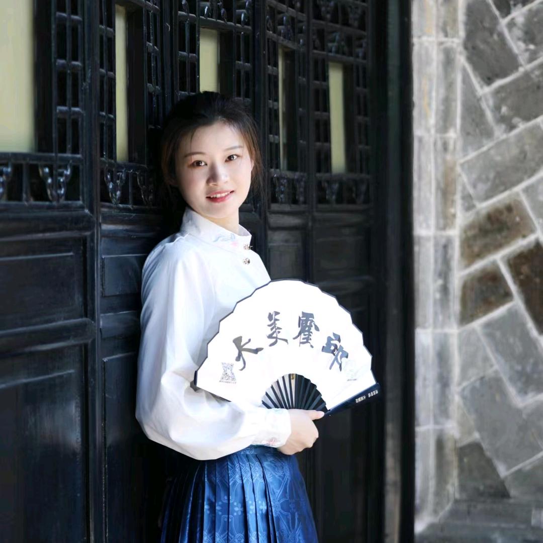 静格格👧🏻