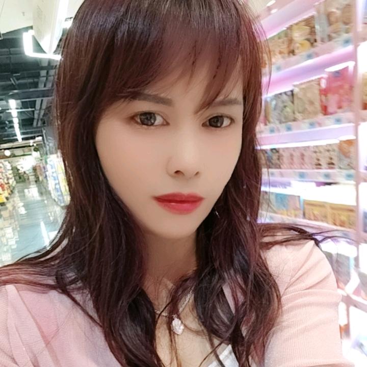 调皮的小婆娘