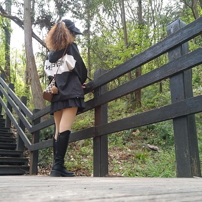 小李小李爱搭不理
