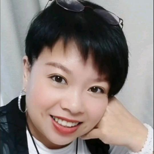 芳姐)不离不弃，照顾老公。