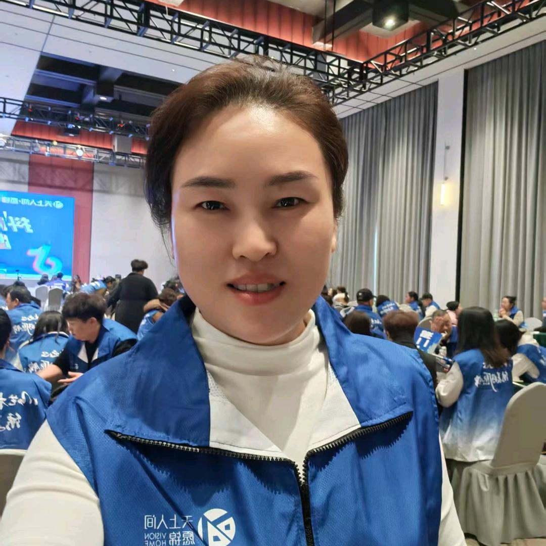 沁阳爱民窗帘城小红