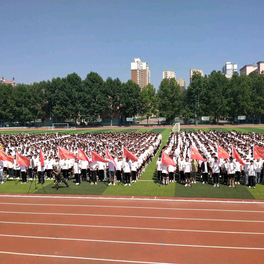 高中复读小潘老师