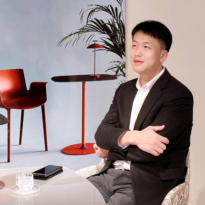 佳驰美邑  派派哥