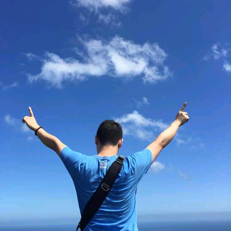 🌈菠萝爸ヽ(‘⌒´メ)ノ