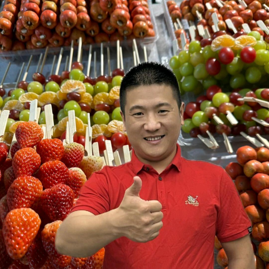 坤哥小吃小助理