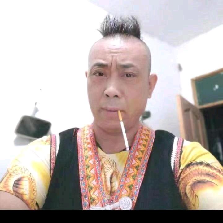 (独来独往 丿（邵）