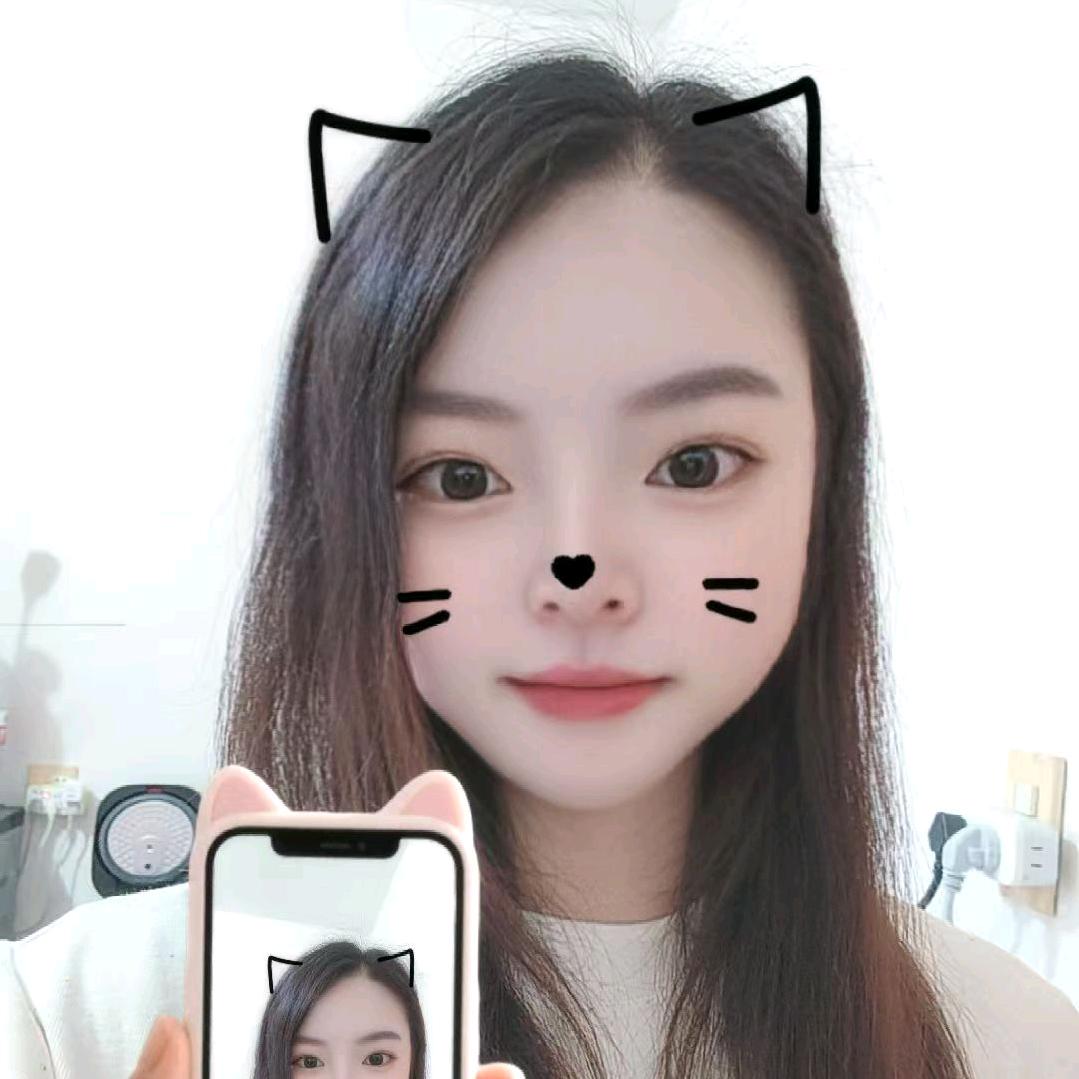 做艺术漆仿石漆窗帘的婷婷