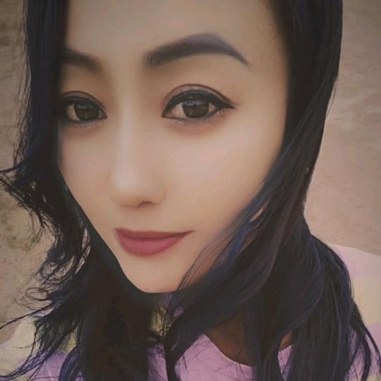 牧区挤驼奶黑媳妇