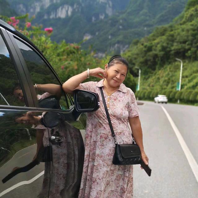平平安安九月菊（拒绝私聊和微信）