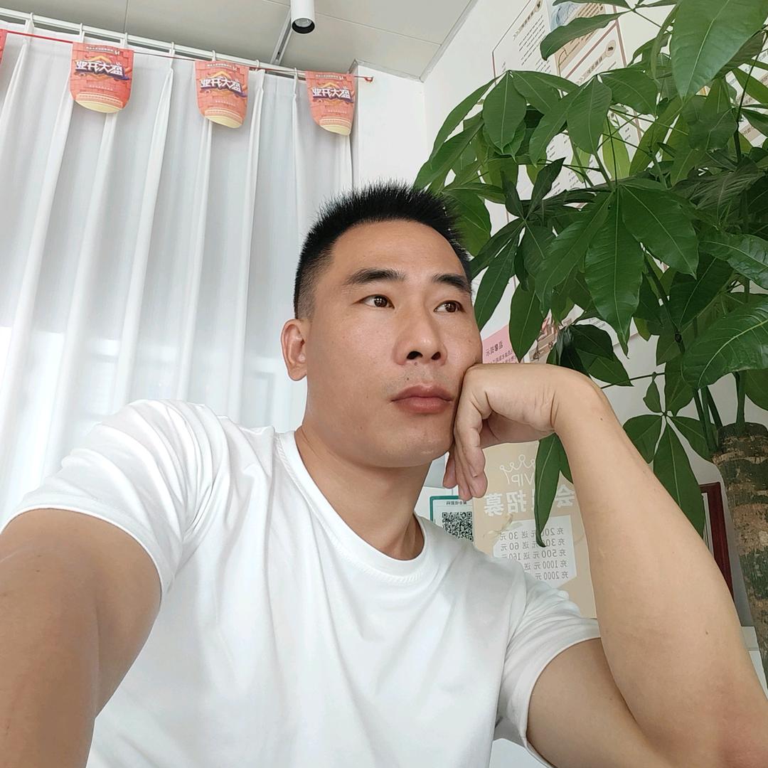 ꧁༺༽༾ཊ 凡 ཏ༿༼༻꧂