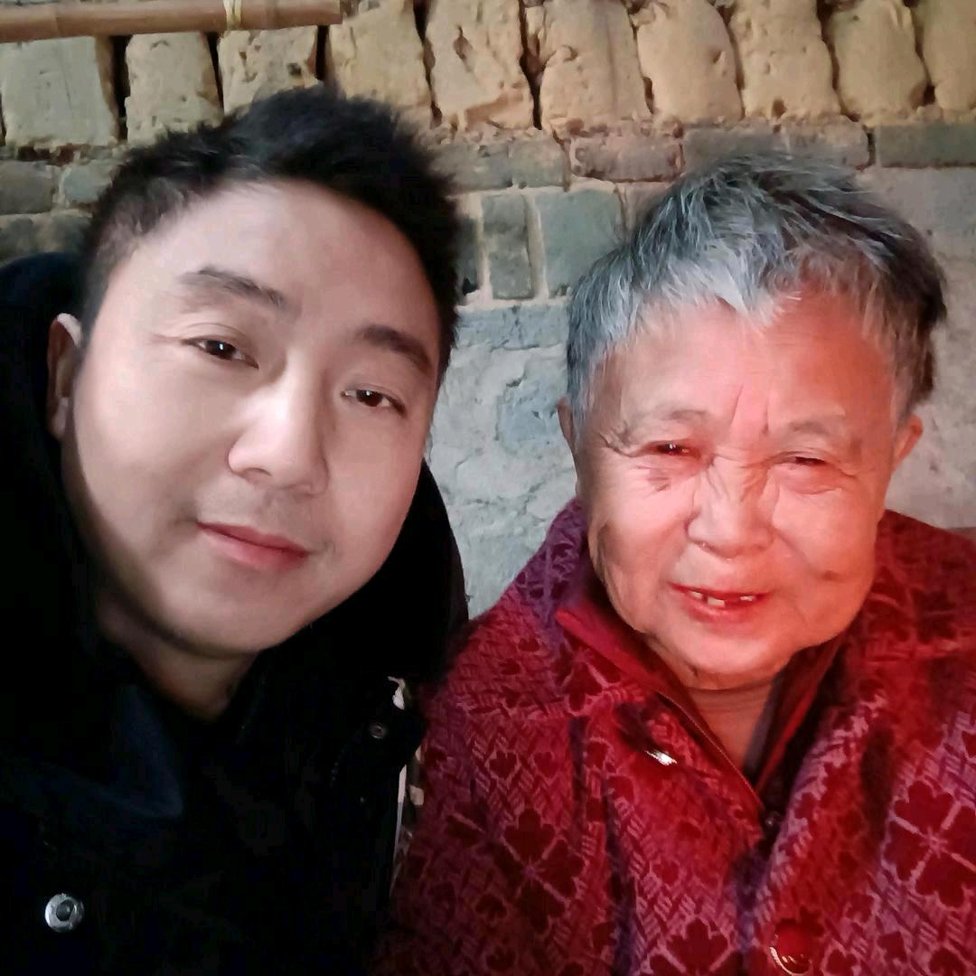 一分哥（百善孝为先）