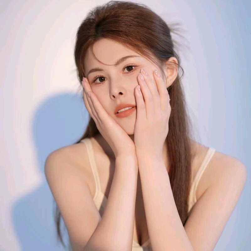小龙女  (黄蓉团队)平昌礼服馆